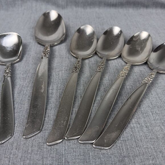Community South Seas 8 Spoon Lot Mid Century Modern Replacements Pieces Bon Bon - Picture 4 of 9